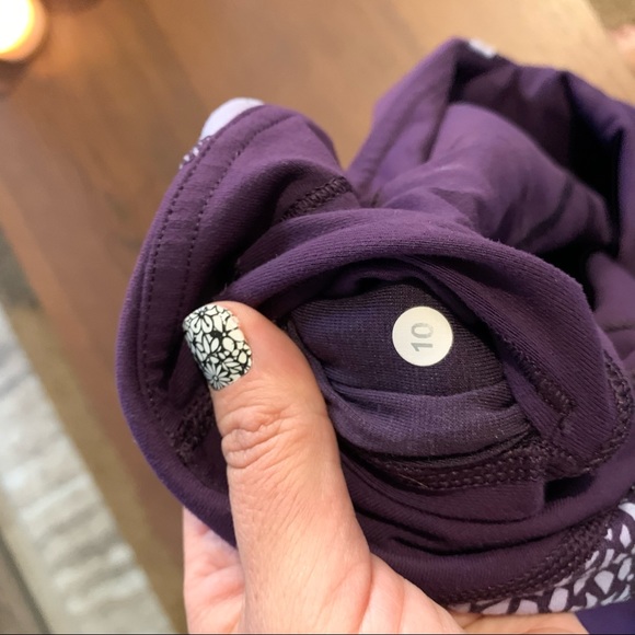 Lululemon 10 wide leg purple leggings high waisted - Picture 6 of 8